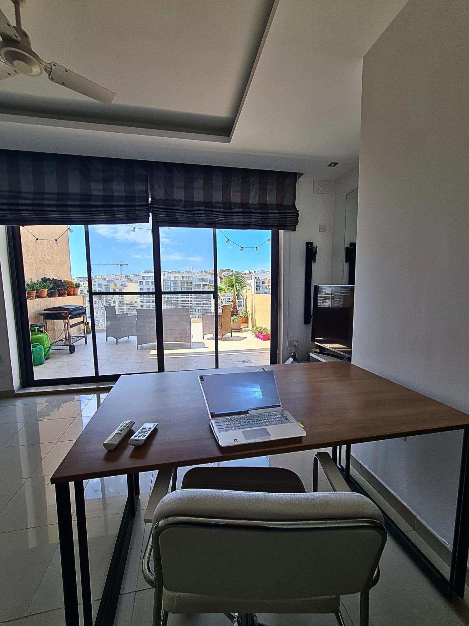 2 Bedroom Seafront Duplex Penthouse In The Heart Of Spinola Bay St. Julian's Exterior foto